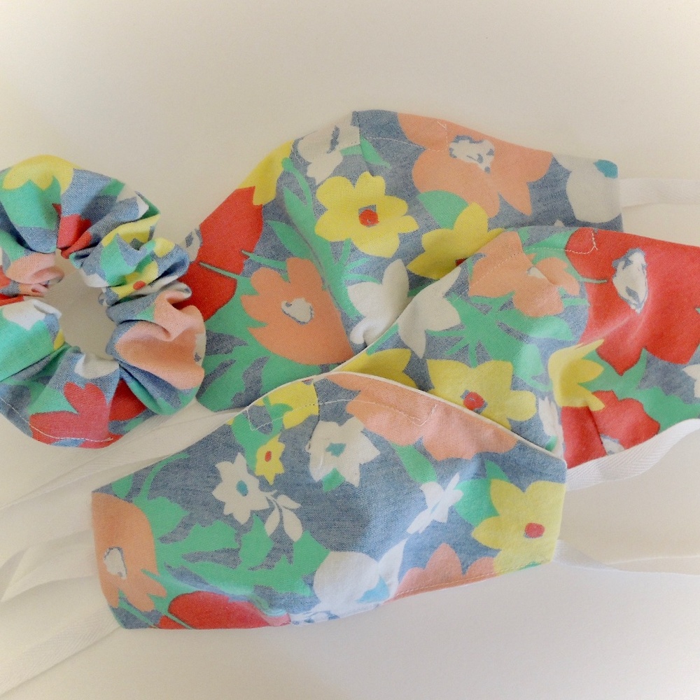 Face Mask and Scruchie Set